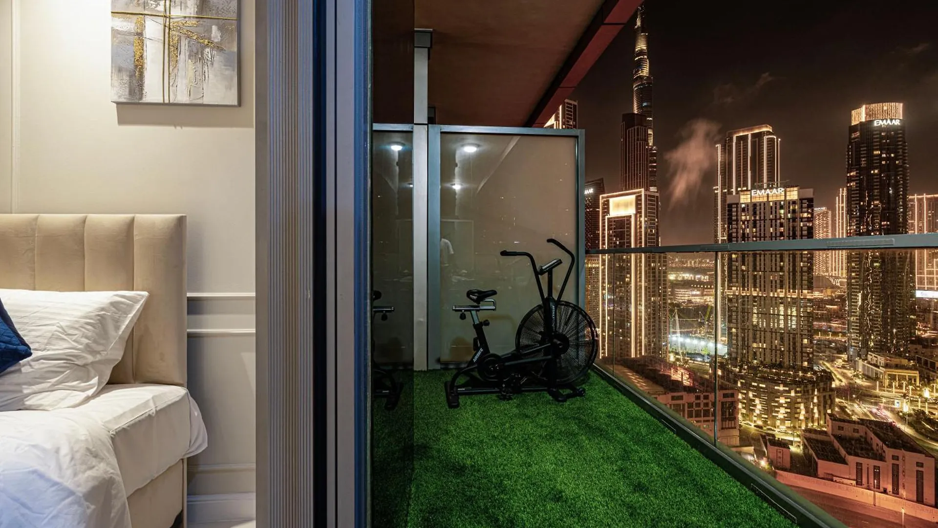Boulevard 2 Bedroom Family Apartment With Burj Khalifa View And Infinity Pool In 64Th Floor Dubai Downtown
