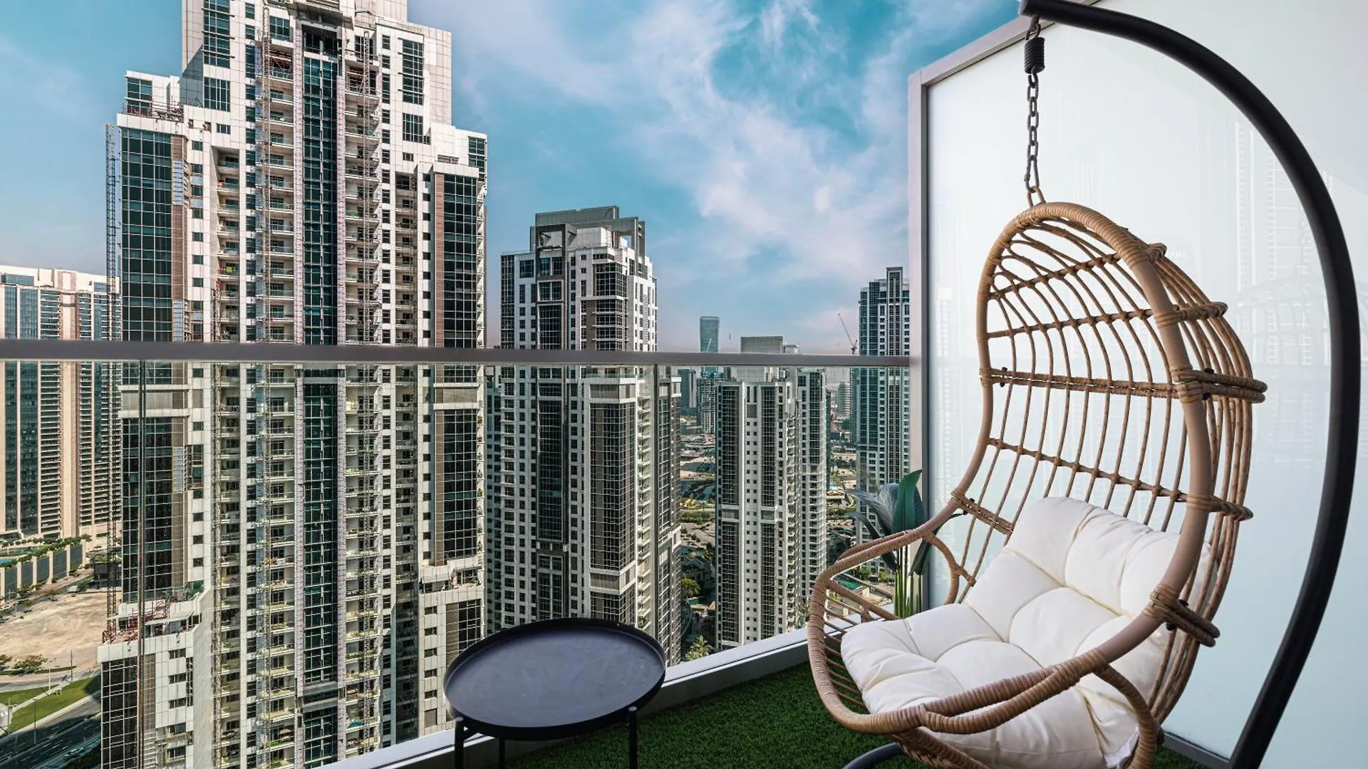 Boulevard 2 Bedroom Family Apartment With Burj Khalifa View And Infinity Pool In 64Th Floor Dubai Downtown