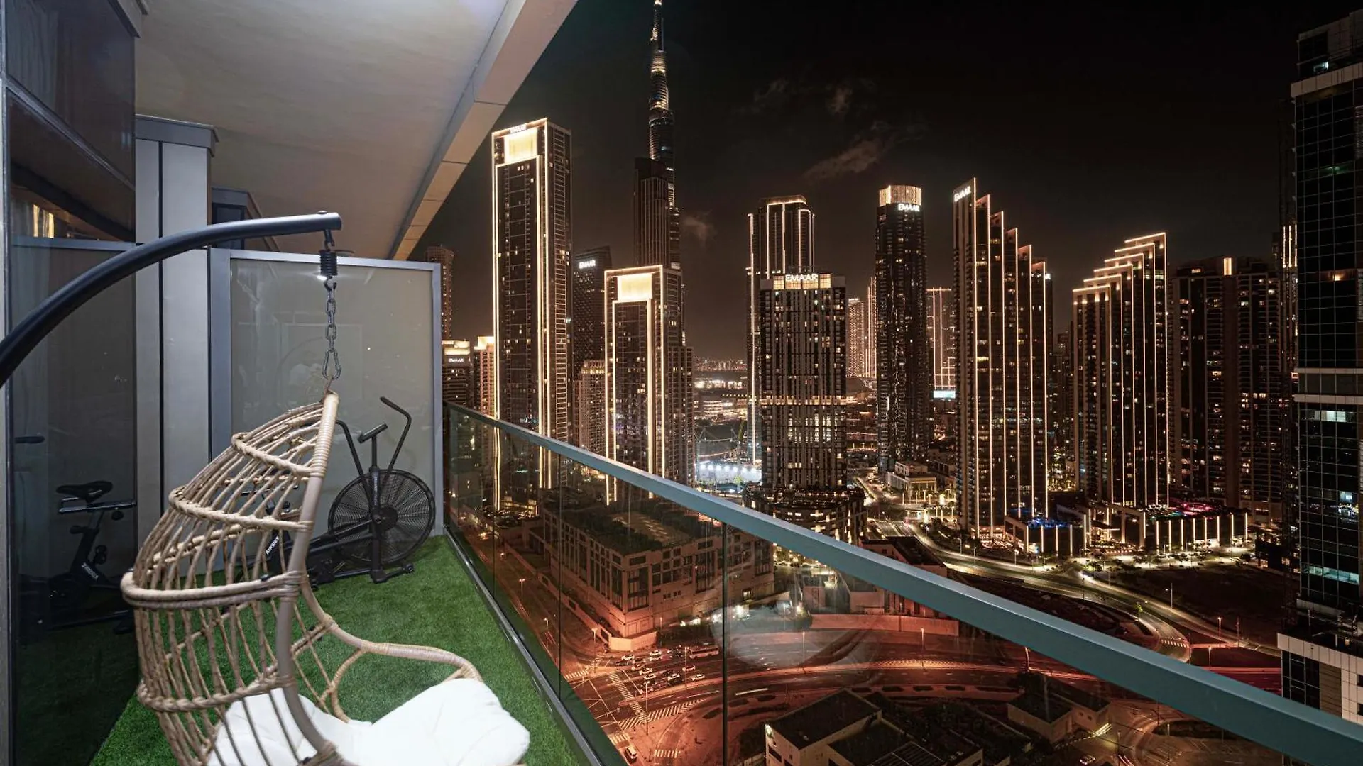 Boulevard 2 Bedroom Family Apartment With Burj Khalifa View And Infinity Pool In 64Th Floor Dubai Downtown United Arab Emirates